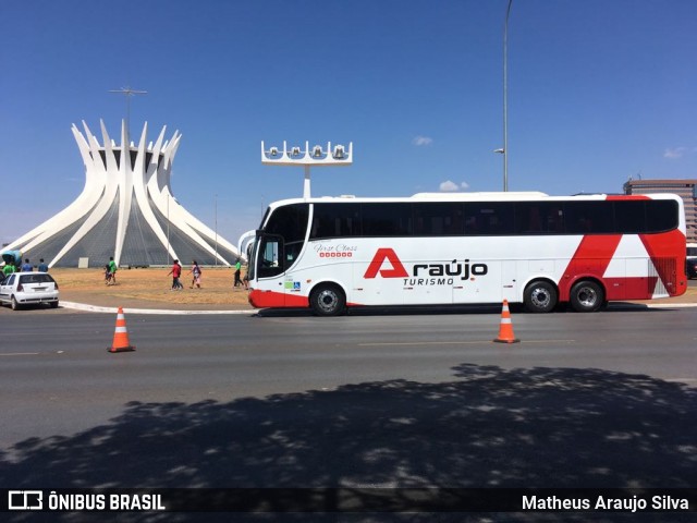 Araújo Turismo 2004 na cidade de Brasília, Distrito Federal, Brasil, por Matheus Araujo Silva. ID da foto: 6130370.