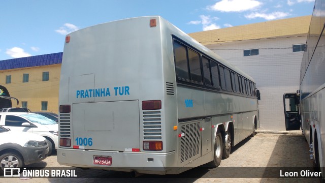 Ônibus Particulares 1006 na cidade de Santa Cruz do Capibaribe, Pernambuco, Brasil, por Leon Oliver. Número da foto: #6132990.