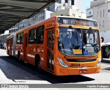 Expresso Azul JI604 na cidade de Curitiba, Paraná, Brasil, por Hipólito Rodrigues. Número da foto: #:id.