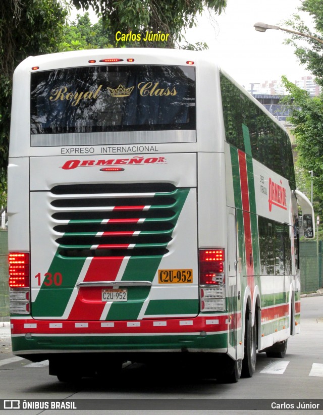 Expreso Internacional Ormeño 130 na cidade de São Paulo, São Paulo, Brasil, por Carlos Júnior. Número da foto: #6135491.