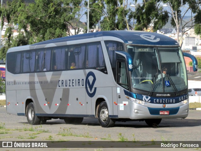 Viação Cruzeiro 6071 na cidade de Caruaru, Pernambuco, Brasil, por Rodrigo Fonseca. ID da foto: 6135210.