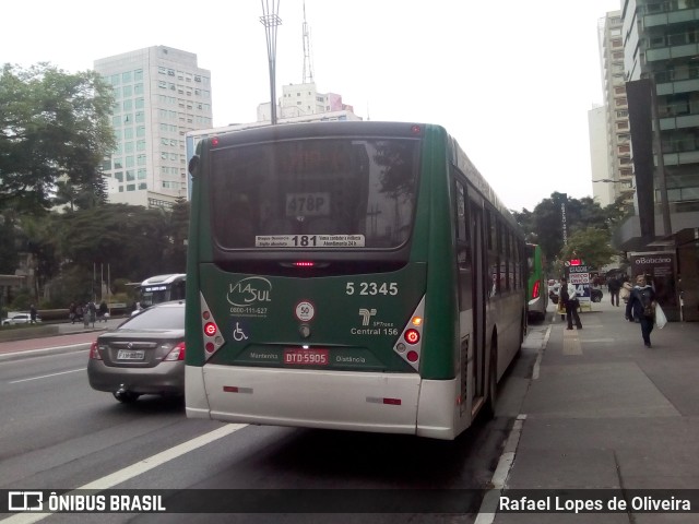 Via Sul Transportes Urbanos 5 2345 na cidade de São Paulo, São Paulo, Brasil, por Rafael Lopes de Oliveira. Número da foto: #6086109.