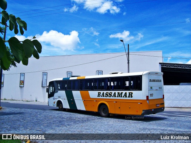 Viação Bassamar 117 na cidade de Juiz de Fora, Minas Gerais, Brasil, por Luiz Krolman. Número da foto: #6088072.
