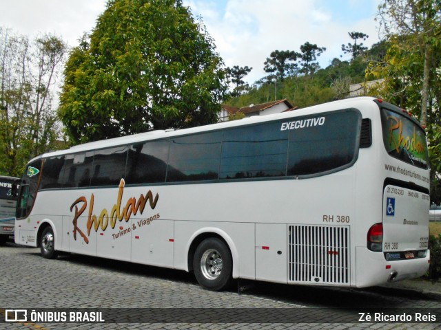 Rhodan Turismo e Viagens RH-380 na cidade de Petrópolis, Rio de Janeiro, Brasil, por Zé Ricardo Reis. Número da foto: #6137536.