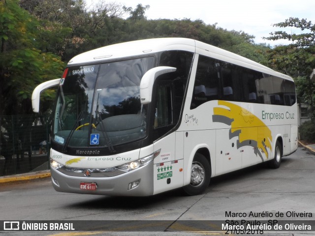 Empresa Cruz 49305 na cidade de São Paulo, São Paulo, Brasil, por Marco Aurélio de Oliveira. ID da foto: 6137576.