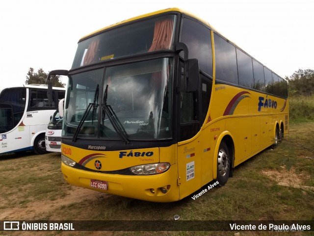 Fábio Turismo 4200 na cidade de Tiradentes, Minas Gerais, Brasil, por Vicente de Paulo Alves. Número da foto: #6136629.