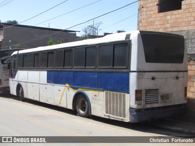Ônibus Particulares KUL7469 na cidade de Congonhas, Minas Gerais, Brasil, por Christian  Fortunato. Número da foto: #6154489.