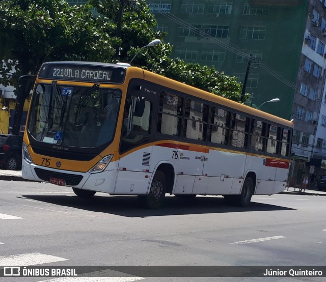 Empresa Metropolitana 715 na cidade de Brasil, por Júnior Quinteiro. Número da foto: #6153548.