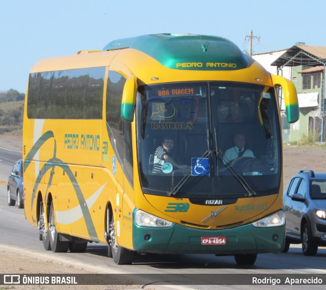 Empresa de Ônibus e Turismo Pedro Antônio RJ 804.003 na cidade de Conselheiro Lafaiete, Minas Gerais, Brasil, por Rodrigo  Aparecido. Número da foto: #6156850.