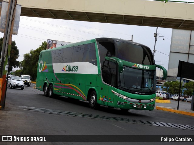 OLTURSA - Empresa de Transporte Turístico Olano 2190 na cidade de Arequipa, Arequipa, Arequipa, Peru, por Felipe Catalán. Número da foto: #6155870.