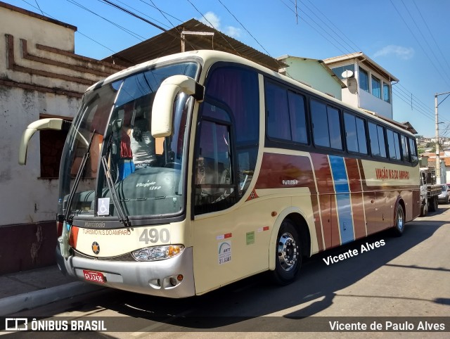 Viação Nossa Senhora do Amparo 490 na cidade de Congonhas, Minas Gerais, Brasil, por Vicente de Paulo Alves. ID da foto: 6155959.