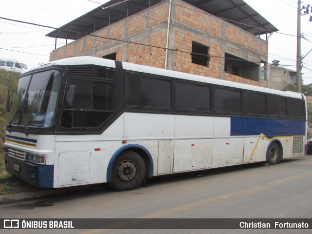 Ônibus Particulares 7469 na cidade de Congonhas, Minas Gerais, Brasil, por Christian  Fortunato. Número da foto: #6157548.