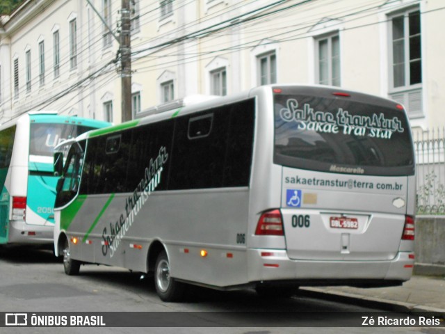 Locadora Sakae Tur 006 na cidade de Petrópolis, Rio de Janeiro, Brasil, por Zé Ricardo Reis. Número da foto: #6158144.