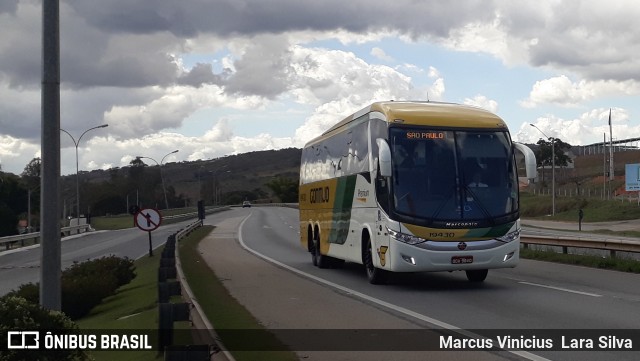 Empresa Gontijo de Transportes 19430 na cidade de Oliveira, Minas Gerais, Brasil, por Marcus Vinicius Lara Silva. Número da foto: #6160920.