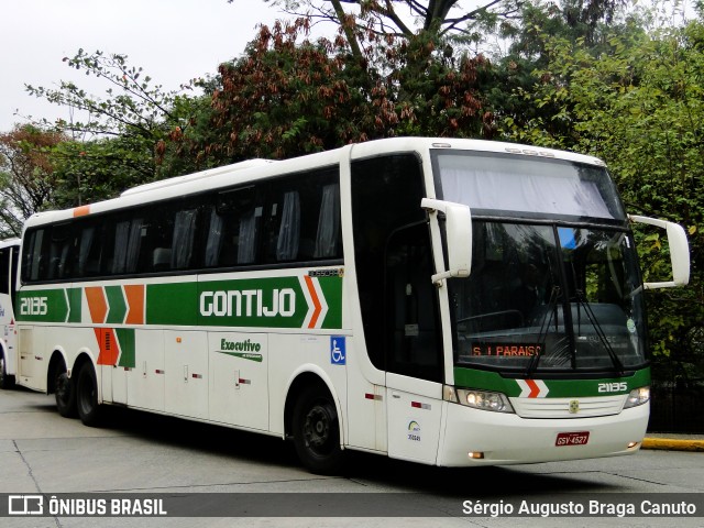 Empresa Gontijo de Transportes 21135 na cidade de São Paulo, São Paulo, Brasil, por Sérgio Augusto Braga Canuto. ID da foto: 6162539.