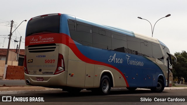 Arca Turismo 5037 na cidade de Ibitinga, São Paulo, Brasil, por Silvio  Cesar Cardoso. Número da foto: #6161623.