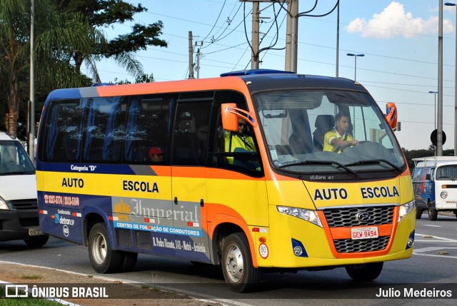 Auto Escola CFC Imperial 8494 na cidade de São Paulo, São Paulo, Brasil, por Julio Medeiros. Número da foto: #6165087.