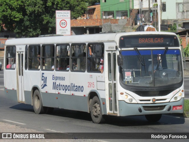 Expresso Metropolitano Transportes 2915 na cidade de Salvador, Bahia, Brasil, por Rodrigo Fonseca. Número da foto: #6168039.