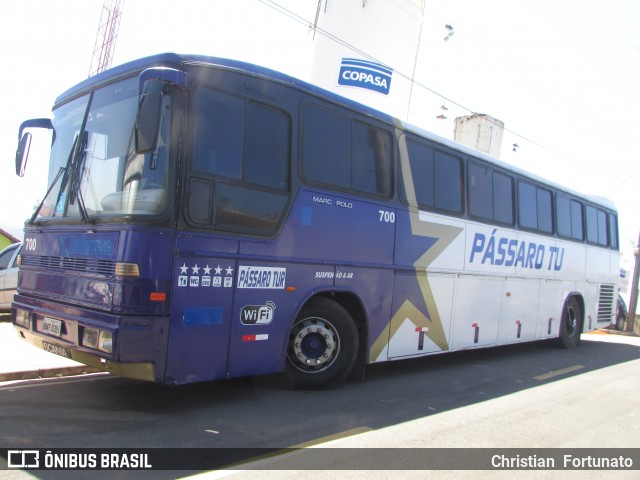 Pássaro Tur 700 na cidade de Congonhas, Minas Gerais, Brasil, por Christian  Fortunato. Número da foto: #6169075.