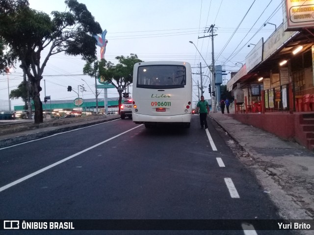 Amazon Líder 0906011 na cidade de Manaus, Amazonas, Brasil, por Yuri Brito. ID da foto: 6171331.