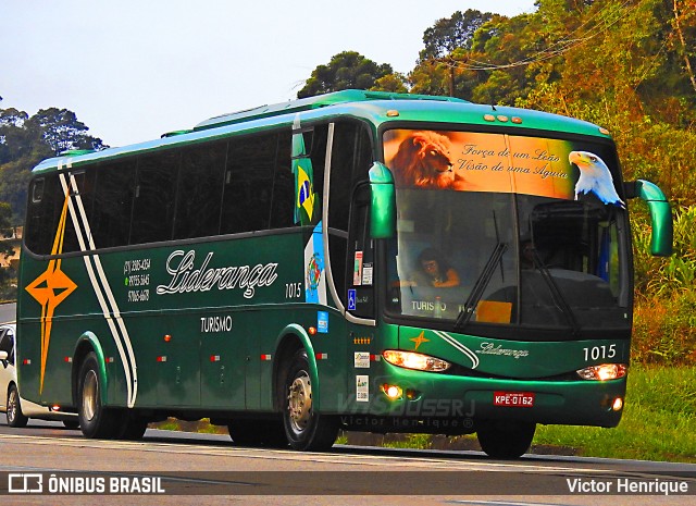 Liderança Turismo 1015 na cidade de Petrópolis, Rio de Janeiro, Brasil, por Victor Henrique. ID da foto: 6172652.