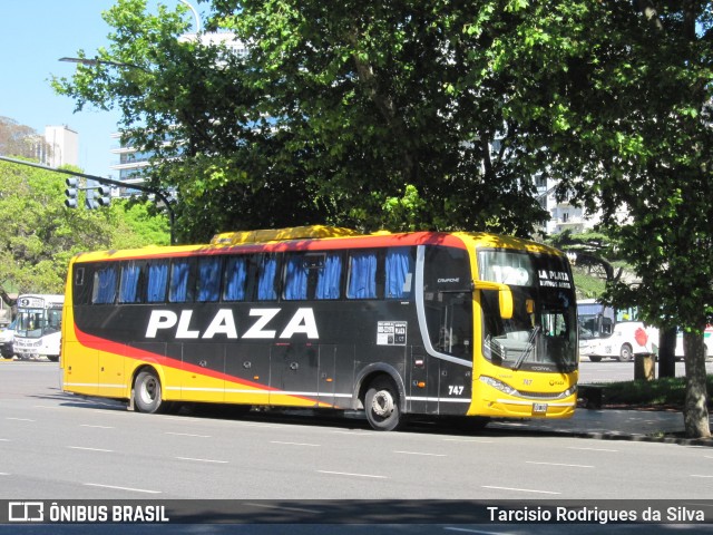 Plaza 747 na cidade de Brasil, por Tarcisio Rodrigues da Silva. Número da foto: #6138451.