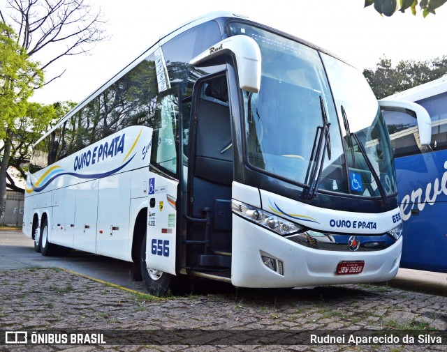 Viação Ouro e Prata 656 na cidade de São Paulo, São Paulo, Brasil, por Rudnei Aparecido da Silva. Número da foto: #6174641.