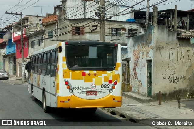 Radial Transporte Coletivo 082 na cidade de Ferraz de Vasconcelos, São Paulo, Brasil, por Cleber C.  Moreira. ID da foto: 6182471.