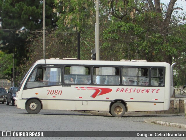 Viação Presidente 7080 na cidade de São João del Rei, Minas Gerais, Brasil, por Douglas Célio Brandao. Número da foto: #6184143.