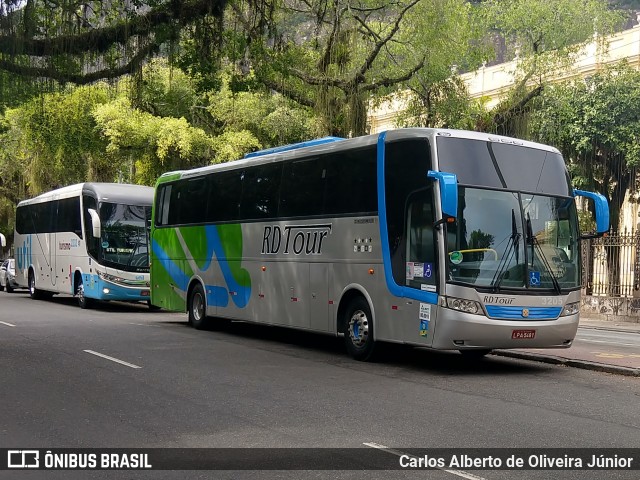 RD Tour 3205 na cidade de Rio de Janeiro, Rio de Janeiro, Brasil, por Carlos Alberto de Oliveira Júnior. Número da foto: #6184217.