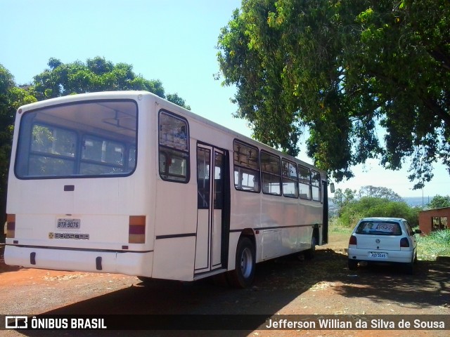Ônibus Particulares BTR9076 na cidade de Brasília, Distrito Federal, Brasil, por Jefferson Willian da Silva de Sousa. Número da foto: #6187107.