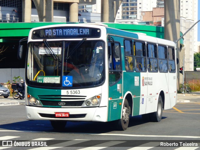 Move 5 5363 na cidade de São Paulo, São Paulo, Brasil, por Roberto Teixeira. ID da foto: 6189168.