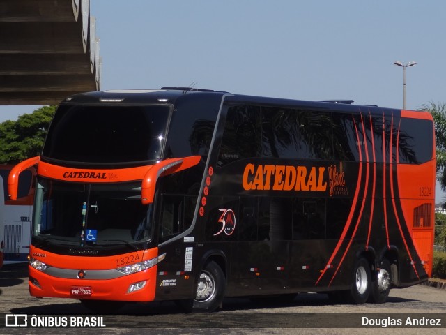 Catedral Turismo 18224 na cidade de Uberlândia, Minas Gerais, Brasil, por Douglas Andrez. Número da foto: #6191583.