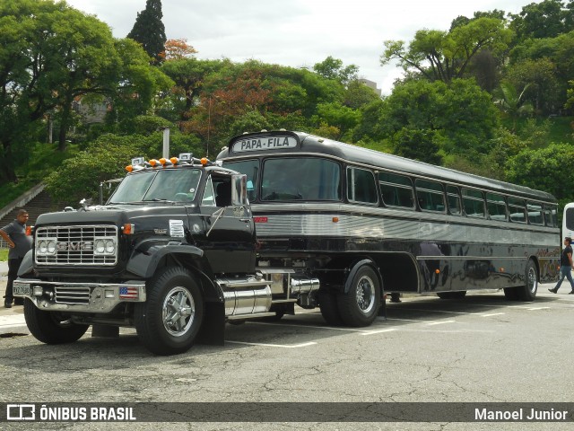 Ônibus Particulares PAPA-FILA na cidade de São Paulo, São Paulo, Brasil, por Manoel Junior. Número da foto: #6191228.