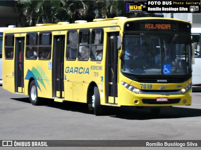 Viação Garcia 7019 na cidade de Rolândia, Paraná, Brasil, por Romílio Busólogo Silva . ID da foto: 6191281.