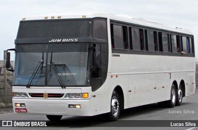 Ônibus Particulares  na cidade de Recife, Pernambuco, Brasil, por Lucas Silva. Número da foto: #6142138.