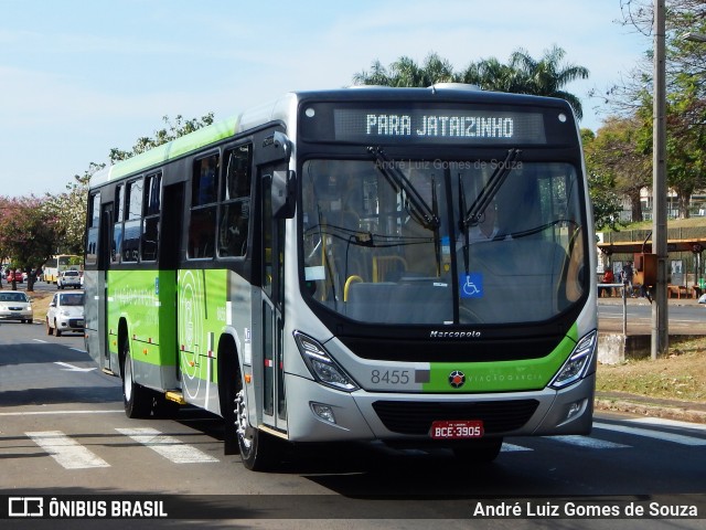 Viação Garcia 8455 na cidade de Londrina, Paraná, Brasil, por André Luiz Gomes de Souza. ID da foto: 6142099.