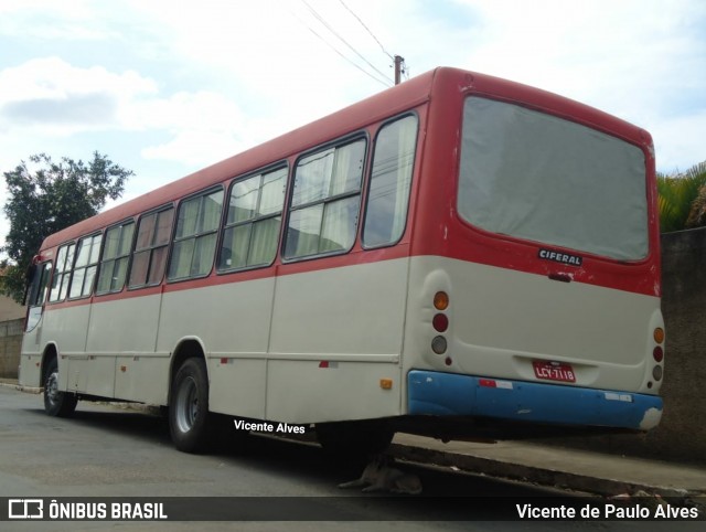 Ônibus Particulares 55 na cidade de Matozinhos, Minas Gerais, Brasil, por Vicente de Paulo Alves. ID da foto: 6145218.