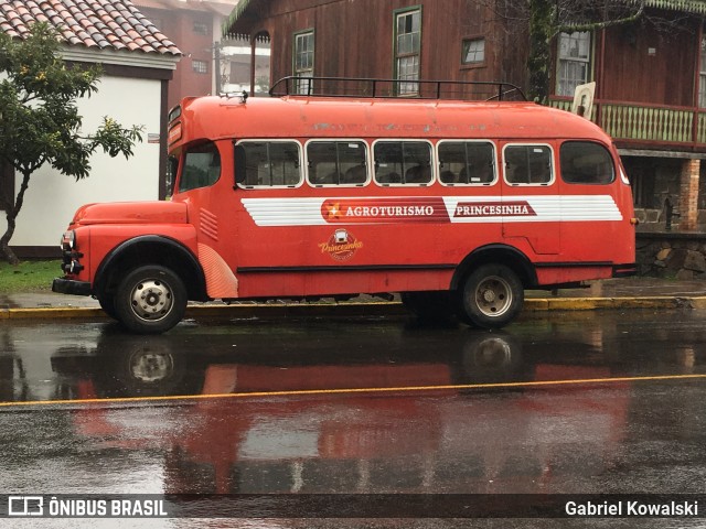 Agroturismo de Gramado 6283 na cidade de Gramado, Rio Grande do Sul, Brasil, por Gabriel Kowalski. ID da foto: 6146032.