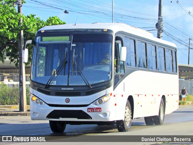 Ônibus Particulares 153 na cidade de Jaboatão dos Guararapes, Pernambuco, Brasil, por Daniel Cleiton  Bezerra. ID da foto: 6148276.