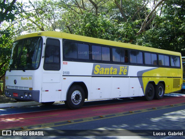 Santa Fé Turismo 0100 na cidade de Teresina, Piauí, Brasil, por Lucas Gabriel. Número da foto: #6149916.