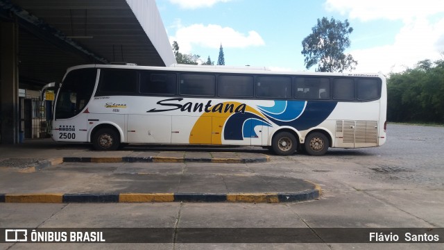 Empresas de Transportes Santana e São Paulo 2500 na cidade de Cruz das Almas, Bahia, Brasil, por Flávio  Santos. Número da foto: #6151689.
